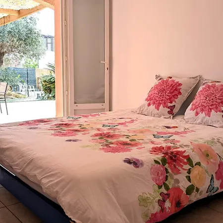 Spacieuse Avec Piscine Privee Et Terrain De Petanque Villa *